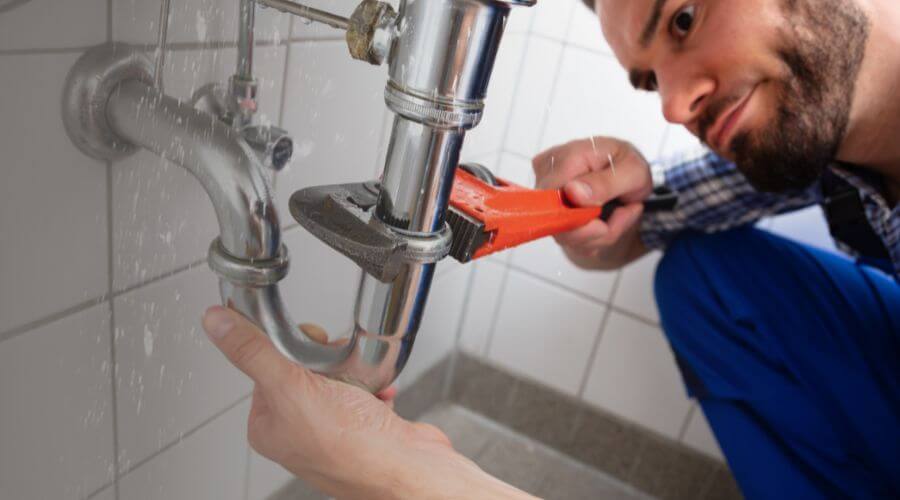 Professional emergency plumbing in Irvine, KY